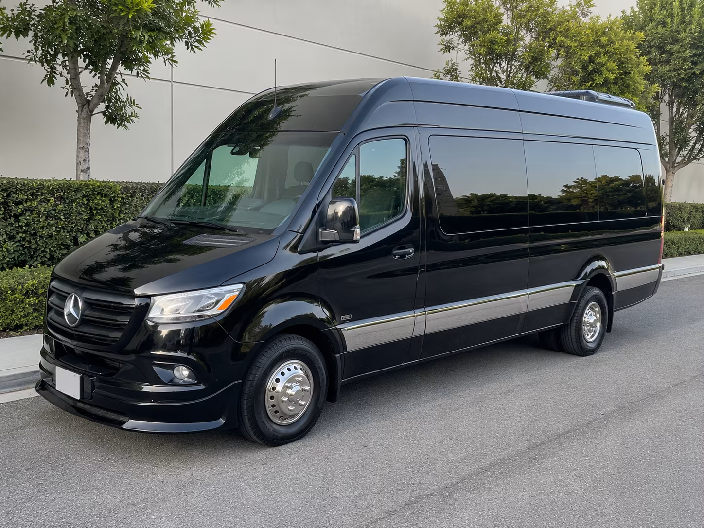 find the perfect transportation for your next wine tour 1